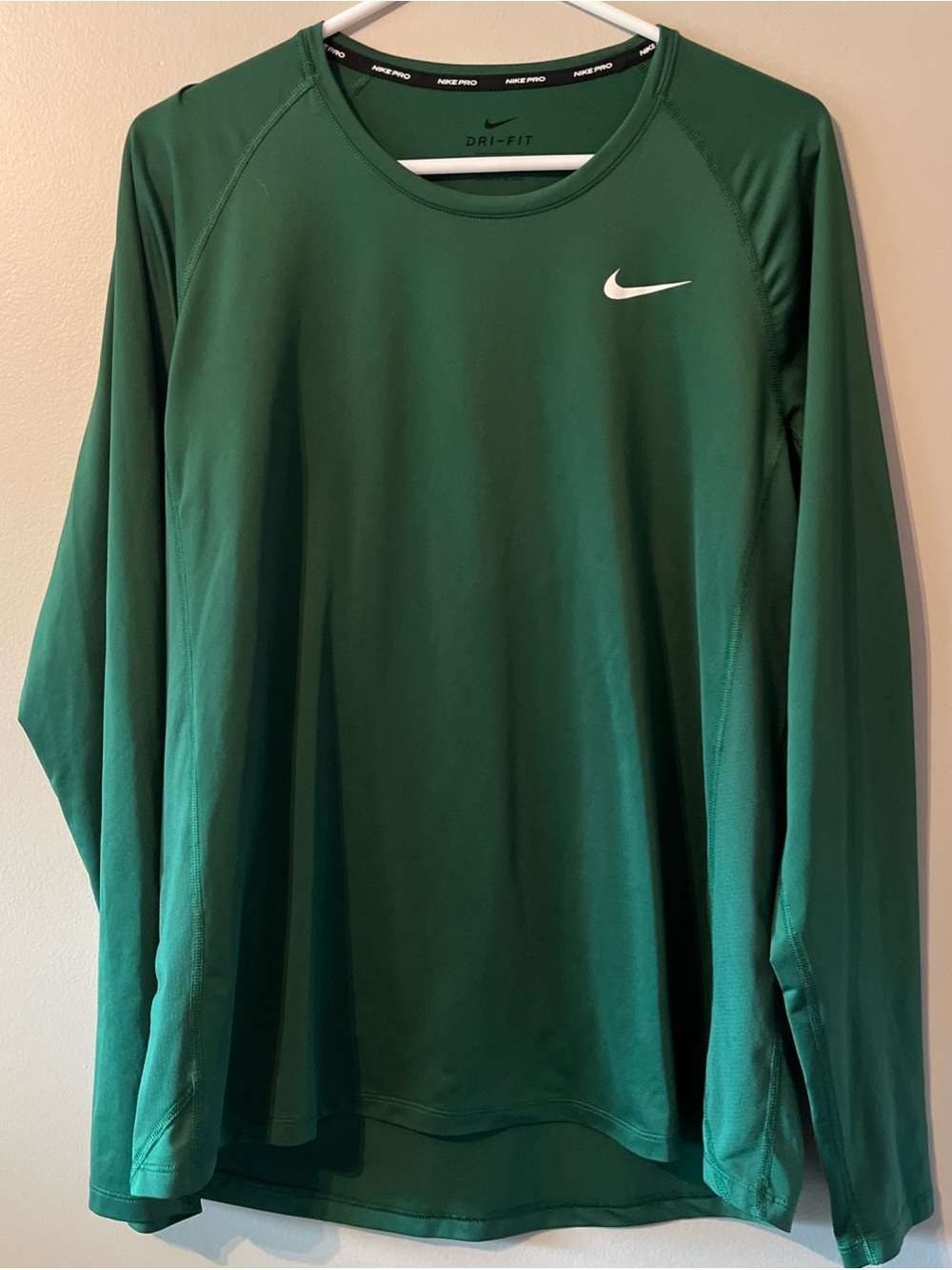Women’s Nike Pro Dry Fit Green Long Sleeve Athletic Shirt Stretch XL